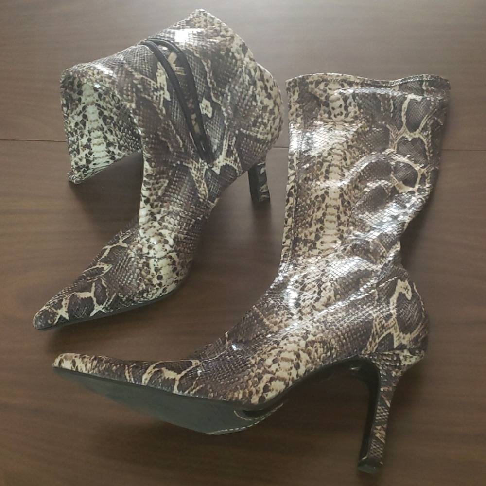 Antonio Melanie Heeled Boots